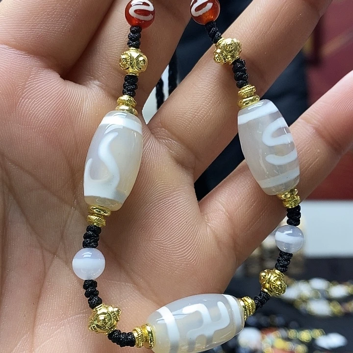 玛瑙/玉髓合金颈饰
