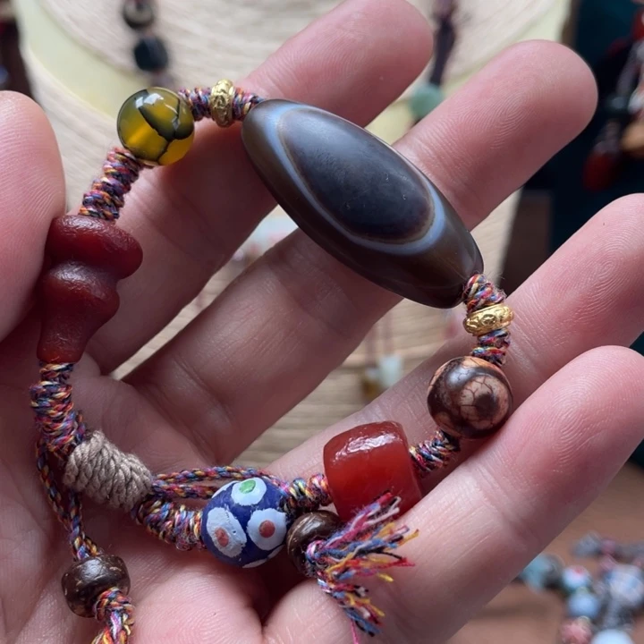 玛瑙/玉髓颈饰未镶嵌