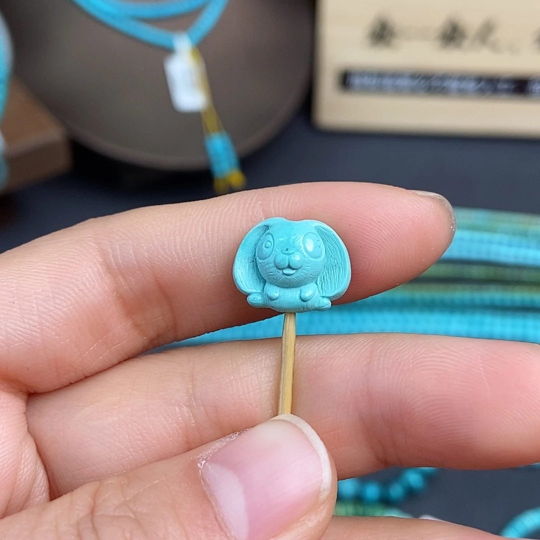 绿松石配饰未镶嵌