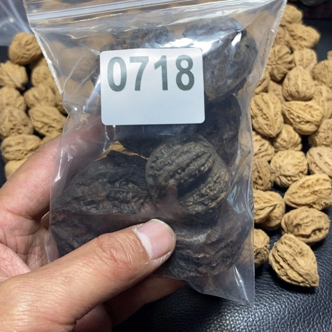 文玩核桃吊坠萌****3秋子