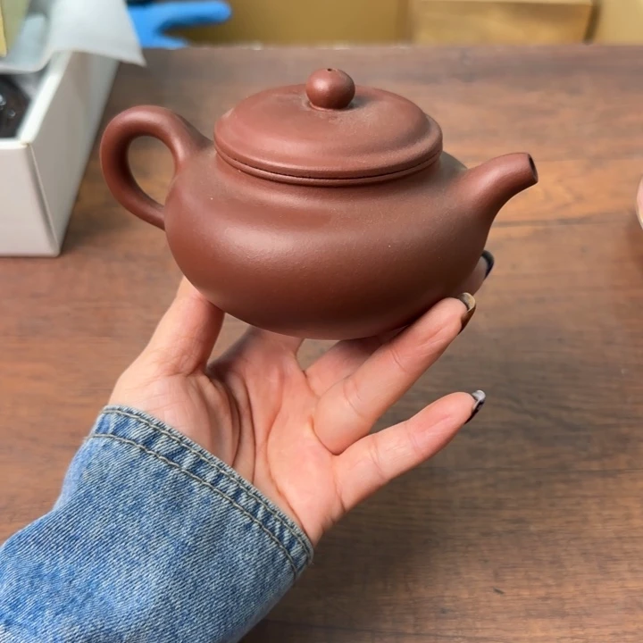 一个陶瓷物件哈哈哈哈