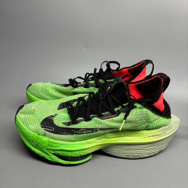 41码二手正品Nike Air Zoom Alphafly Next% 2 （瑕疵图往下滑）