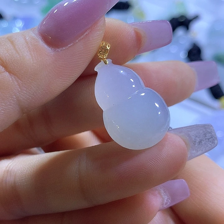 翡翠18K金镶嵌颈饰天然翡翠A货吊坠