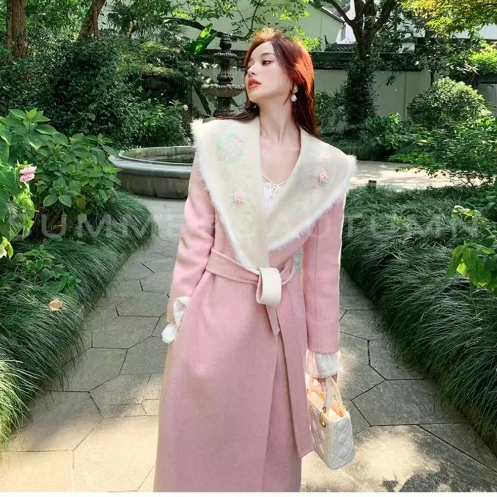 欣裁气质名媛风大衣重工绣花毛呢外套YX81017