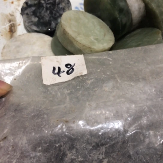 未镶嵌蛇纹石玉天然岫玉珠宝未镶嵌