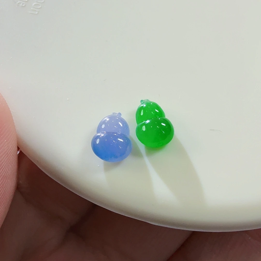 翡翠未镶嵌颈饰裸石