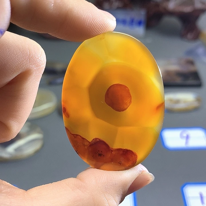 未镶嵌颈饰玛瑙/玉髓