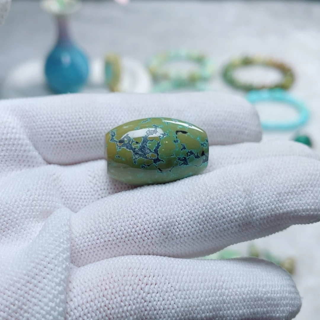 @***雯绿松石未镶嵌挂件