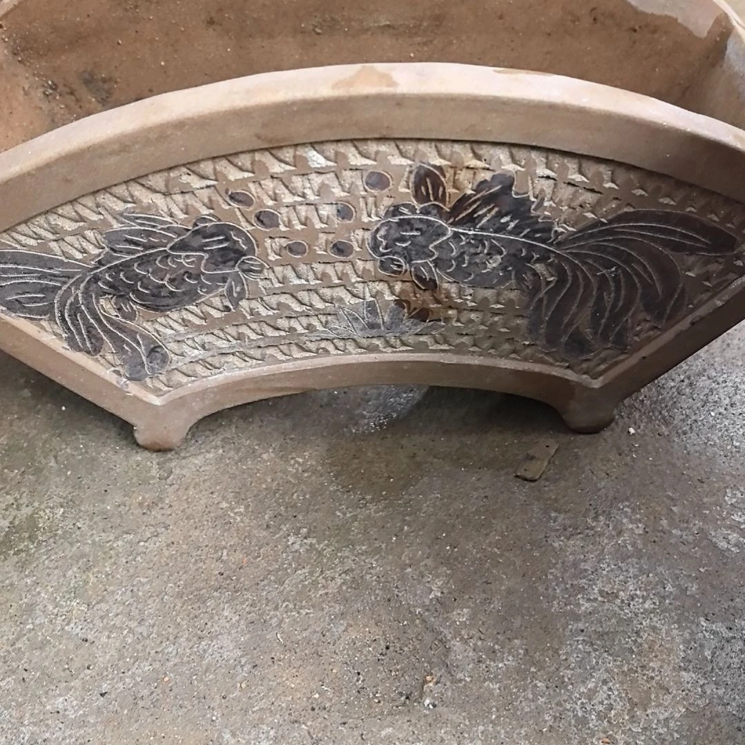 龙**记紫砂扇形盆1个