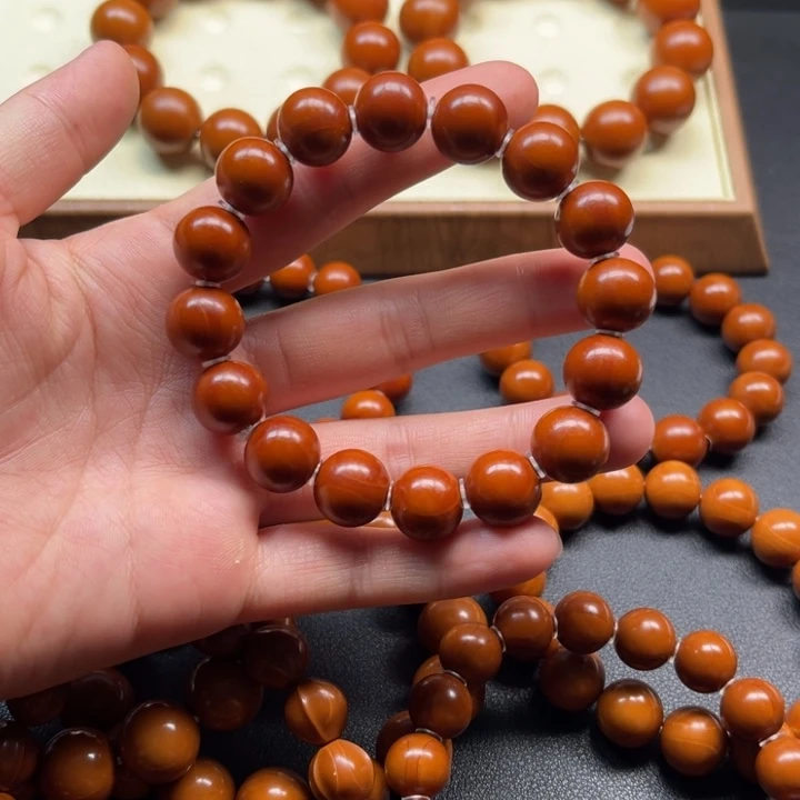 橄榄核手串/手链1.35精品鸡血红爆红无补漏同心同轴