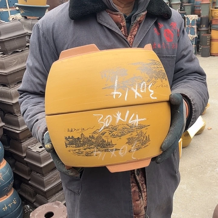 紫砂紫砂花盆和小盆栽