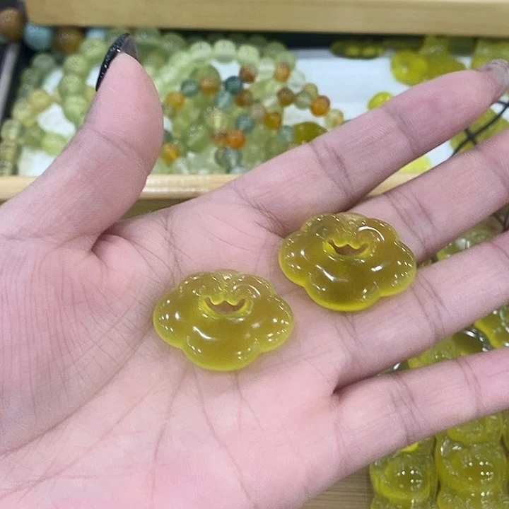 蛇纹石玉合金颈饰