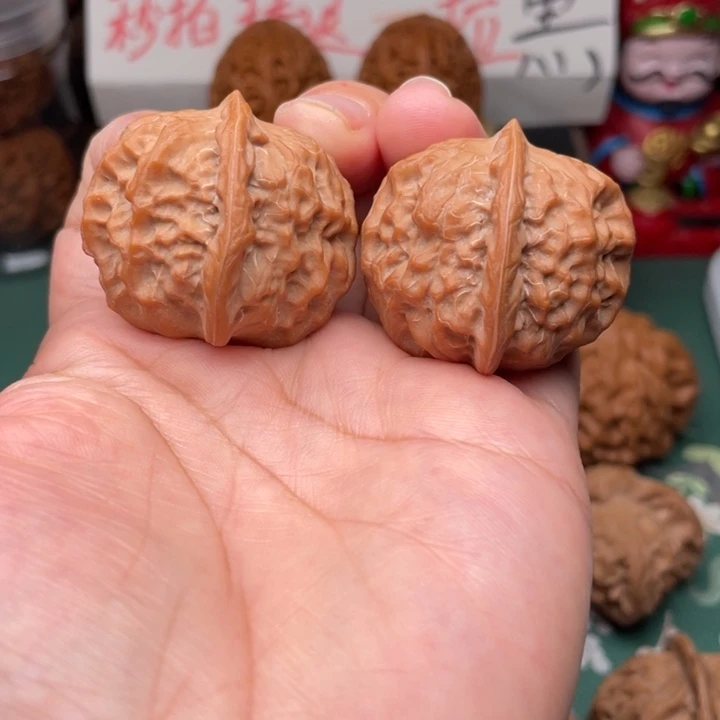 【闪购商品】把件文玩核桃37全品瓷娃娃