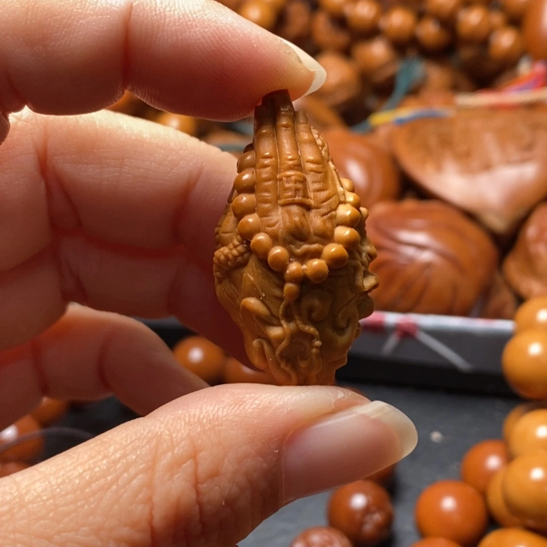 吊坠猴头核桃橄榄