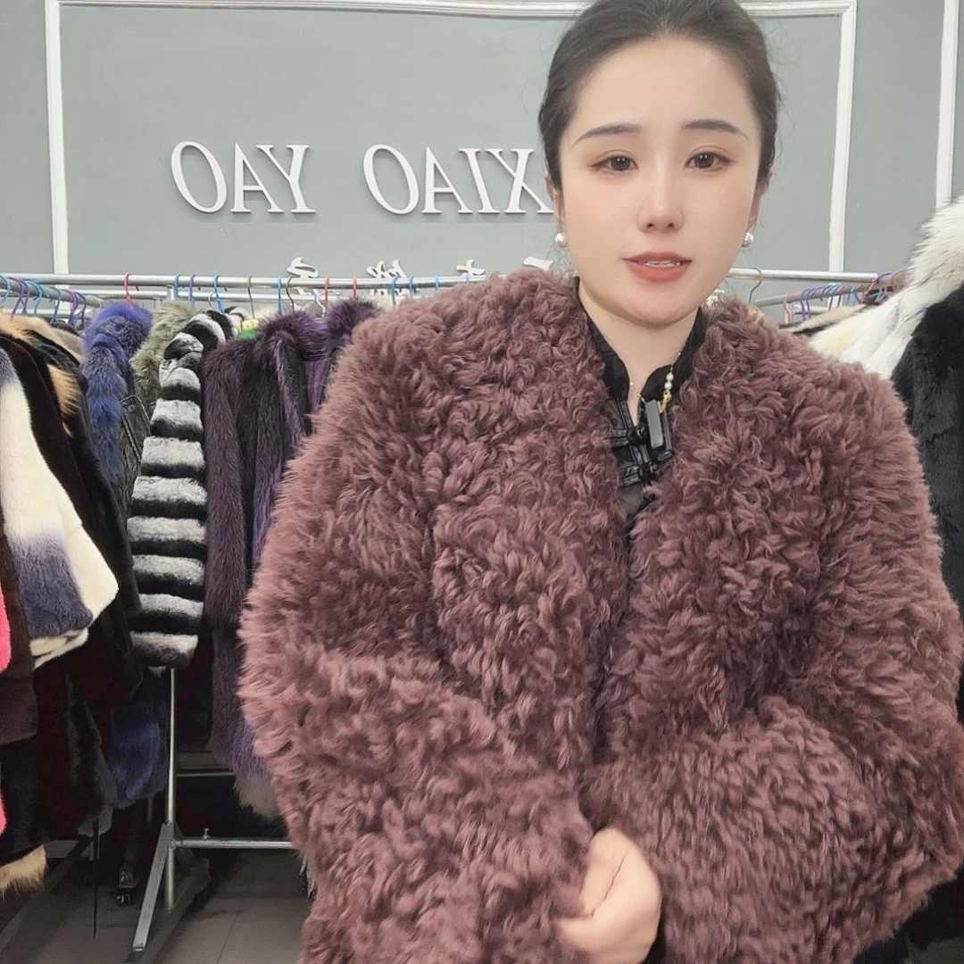 姚小妖家高端皮草