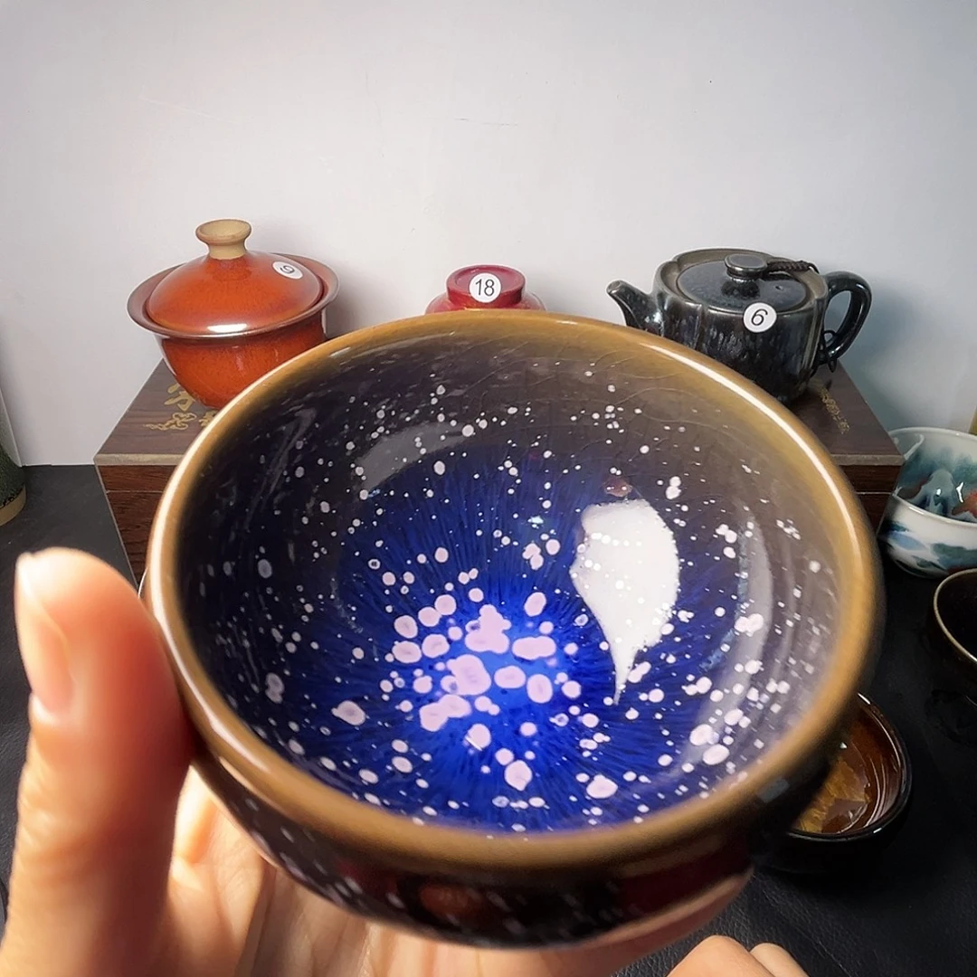 茶盏在干嘛我也要上班啦晚安