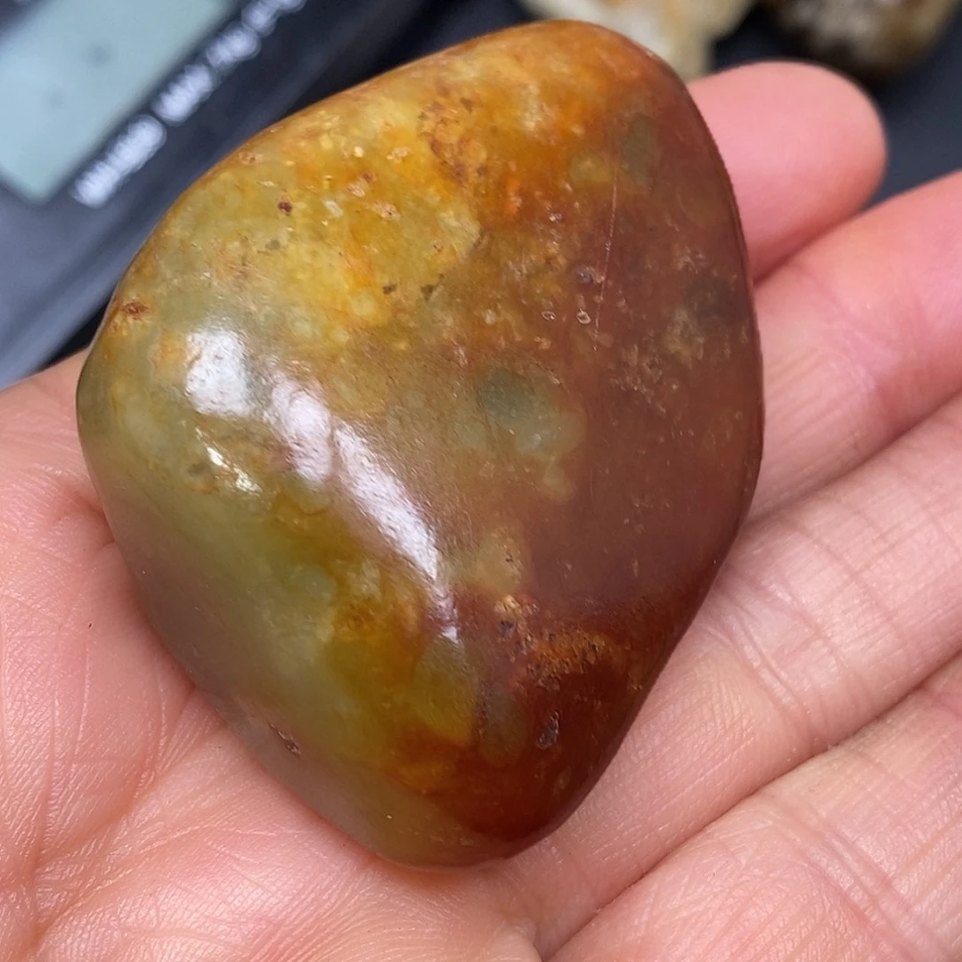 和田玉未镶嵌珠宝奇石