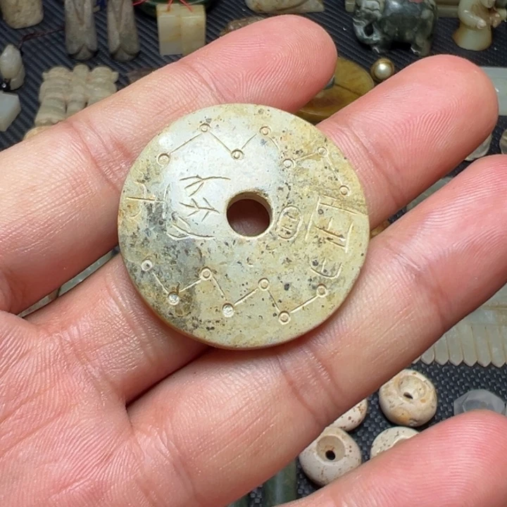 摆件晚**凉摆件……………………