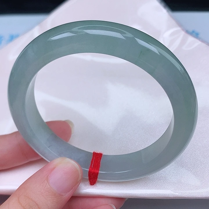 未镶嵌手镯翡翠天然