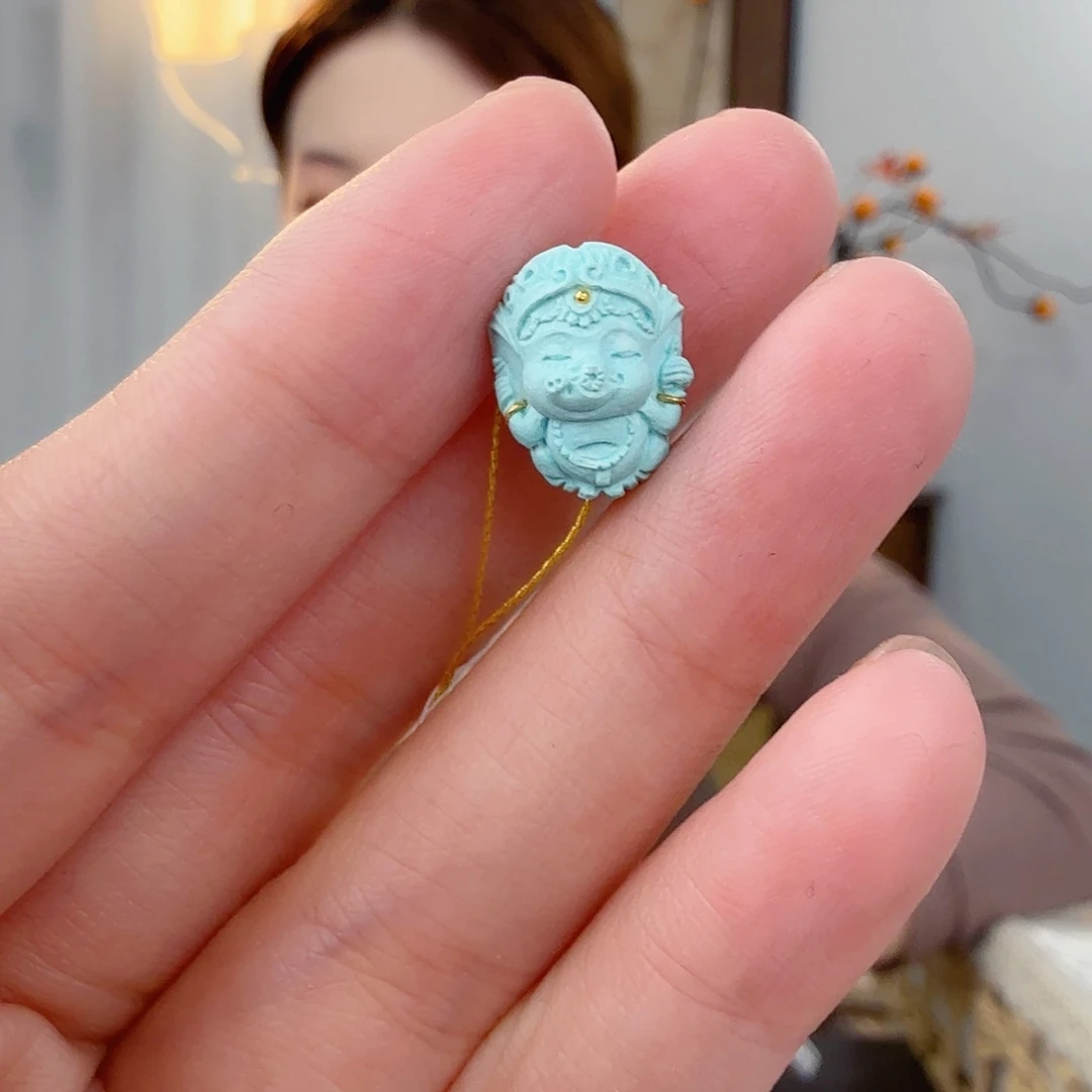 绿松石未镶嵌珠宝奇石