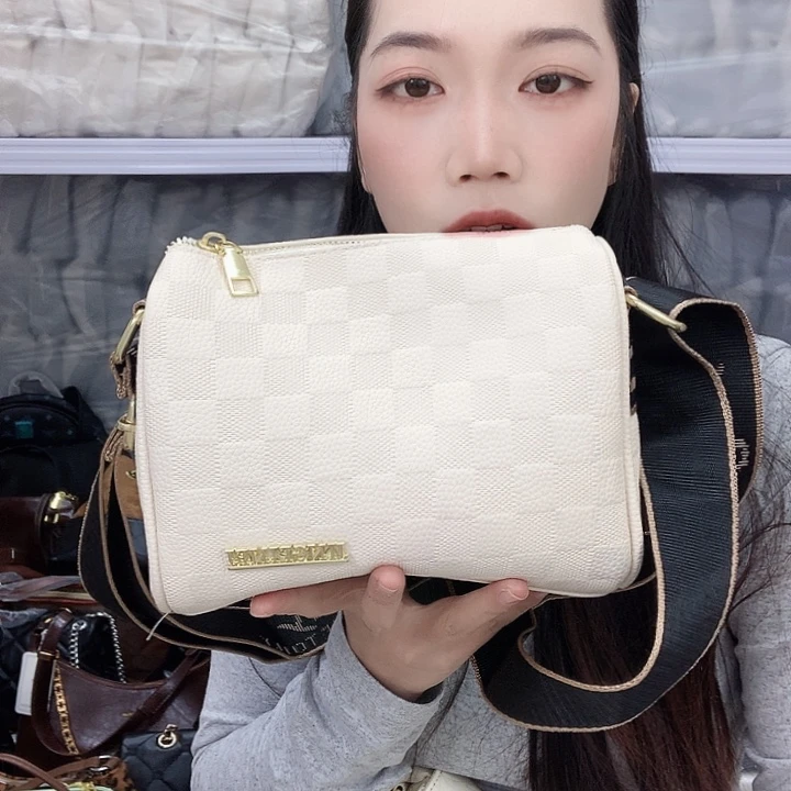 小牛皮（革）牛剖层皮革牛皮（革）