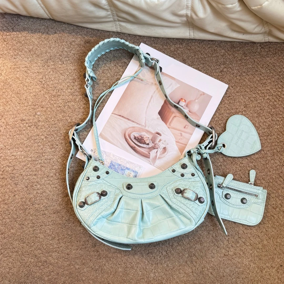 95新 Balenciaga/巴黎世家 尾款 lecagole 月牙包xs/655865055