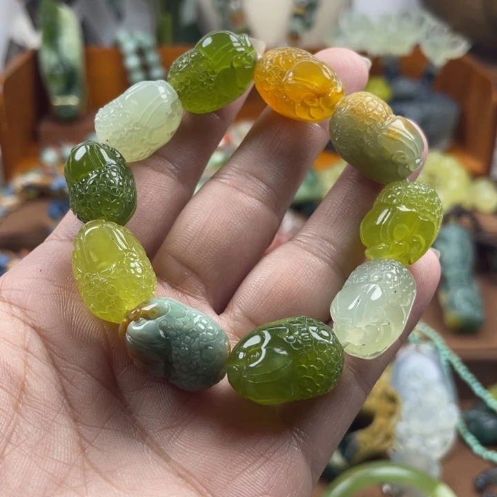 蛇纹石玉未镶嵌手链