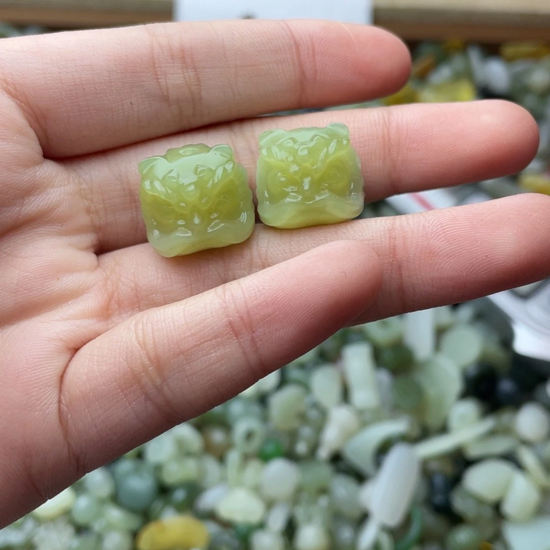 未镶嵌手绳和田玉