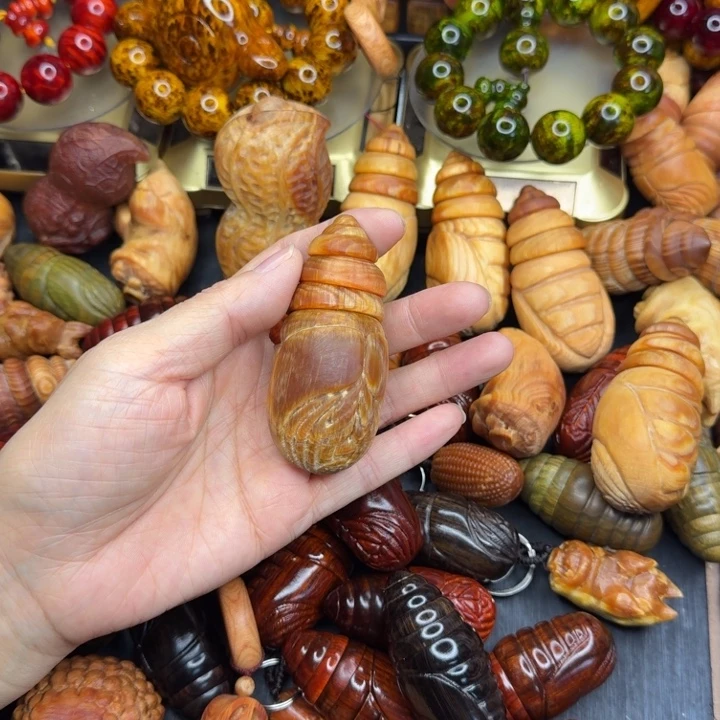 松木琥珀木文玩手串