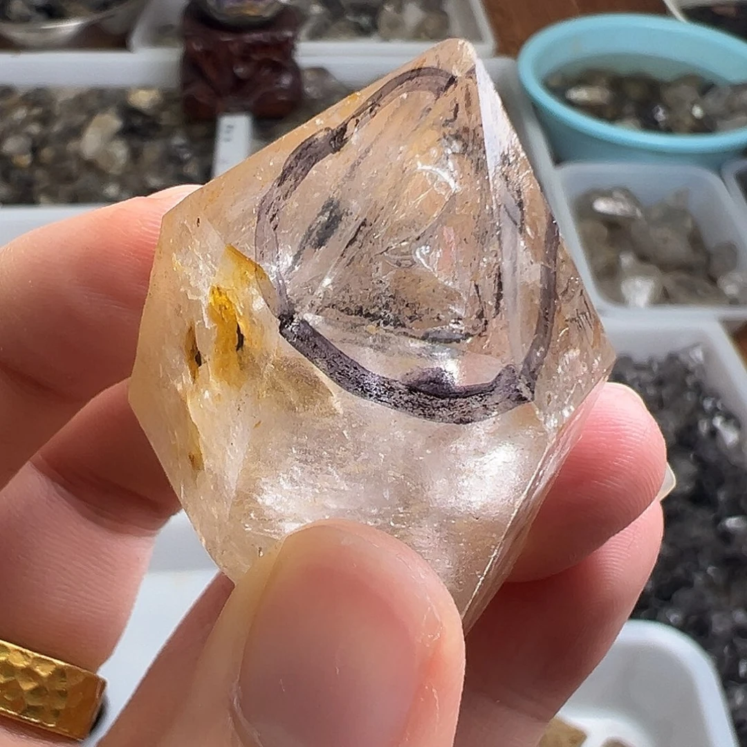 水晶未镶嵌珠宝半成品90
