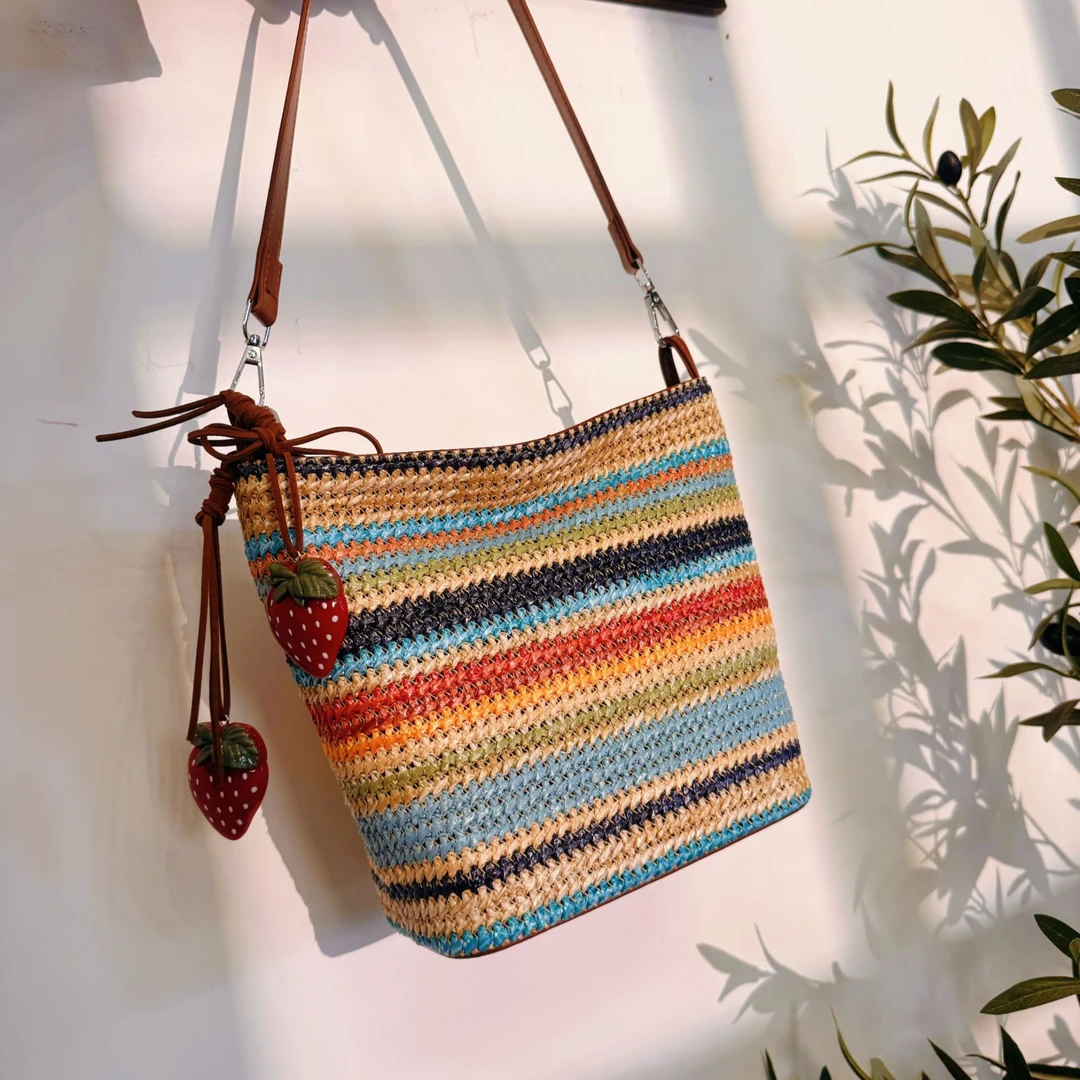 【编织彩虹包】2025百搭夏季爆款水桶包女时尚单肩斜挎包