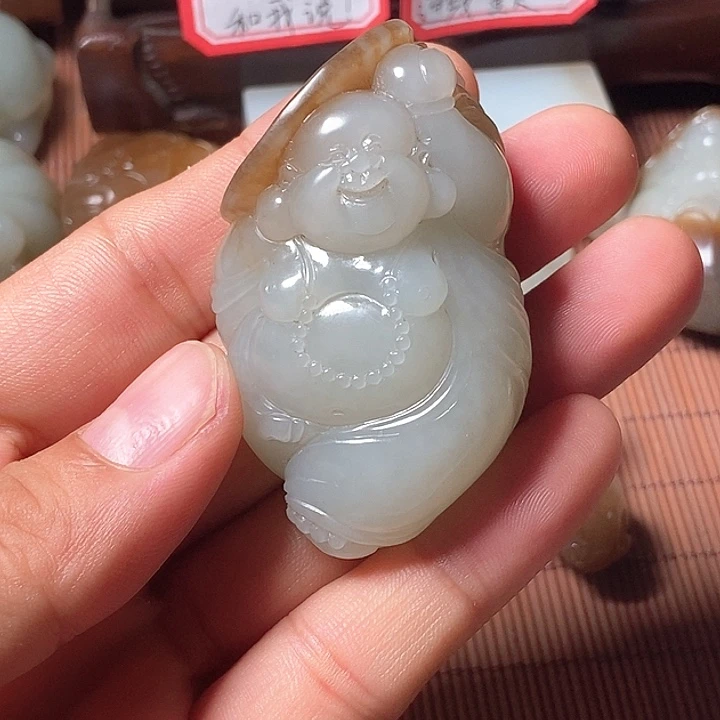 和田玉（糖玉）未镶嵌挂件