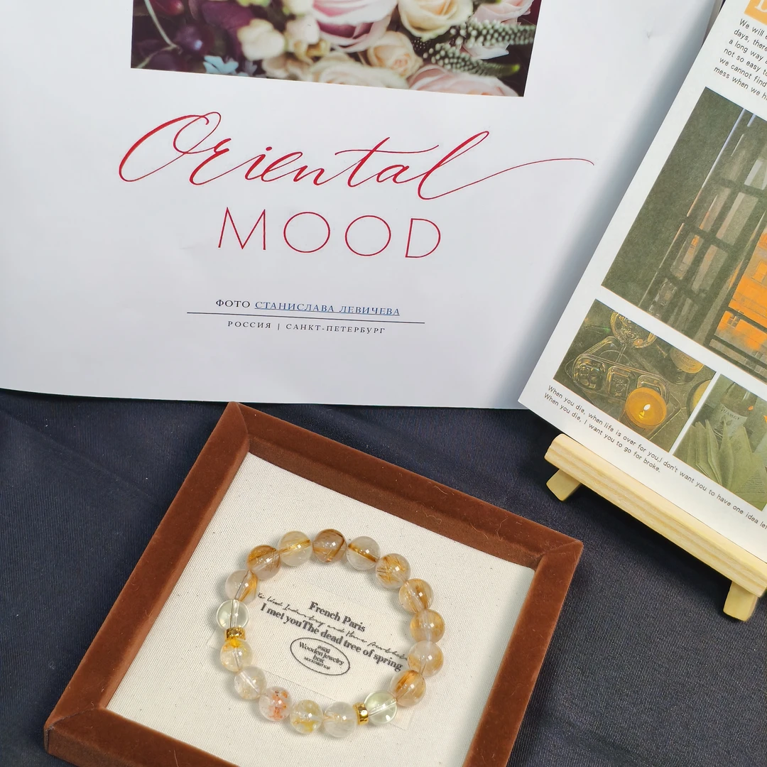 【琉萤系列】金韵锦鲤手串丨10mm金发晶水晶手串搭配锦鲤胶花轻奢款