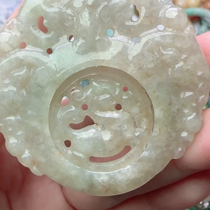 翡翠未镶嵌颈饰天然A货67