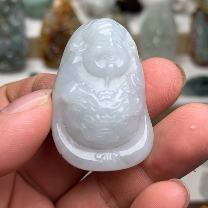 颈饰未镶嵌翡翠财神
