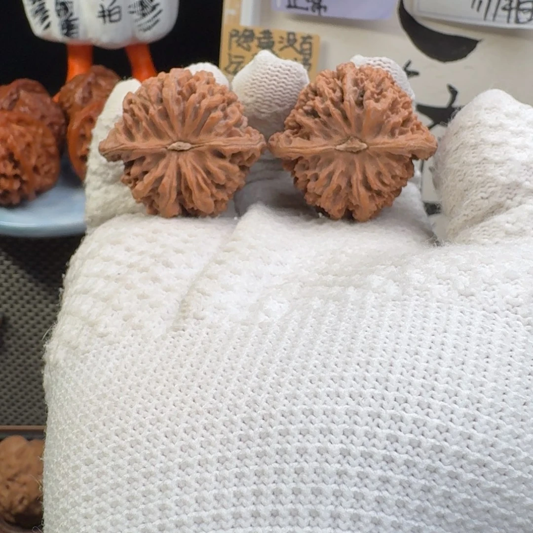 文玩核桃吊坠4010满天星