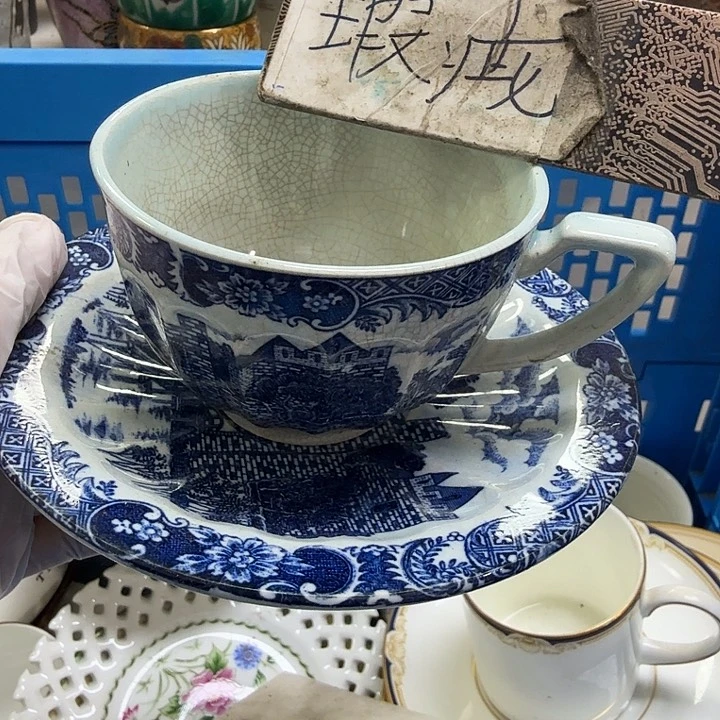 瓷片胡****仁开播啦…开播啦