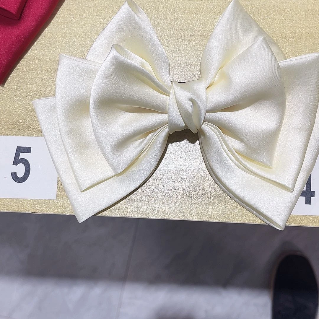 皮质铁合金蝴蝶结发夹