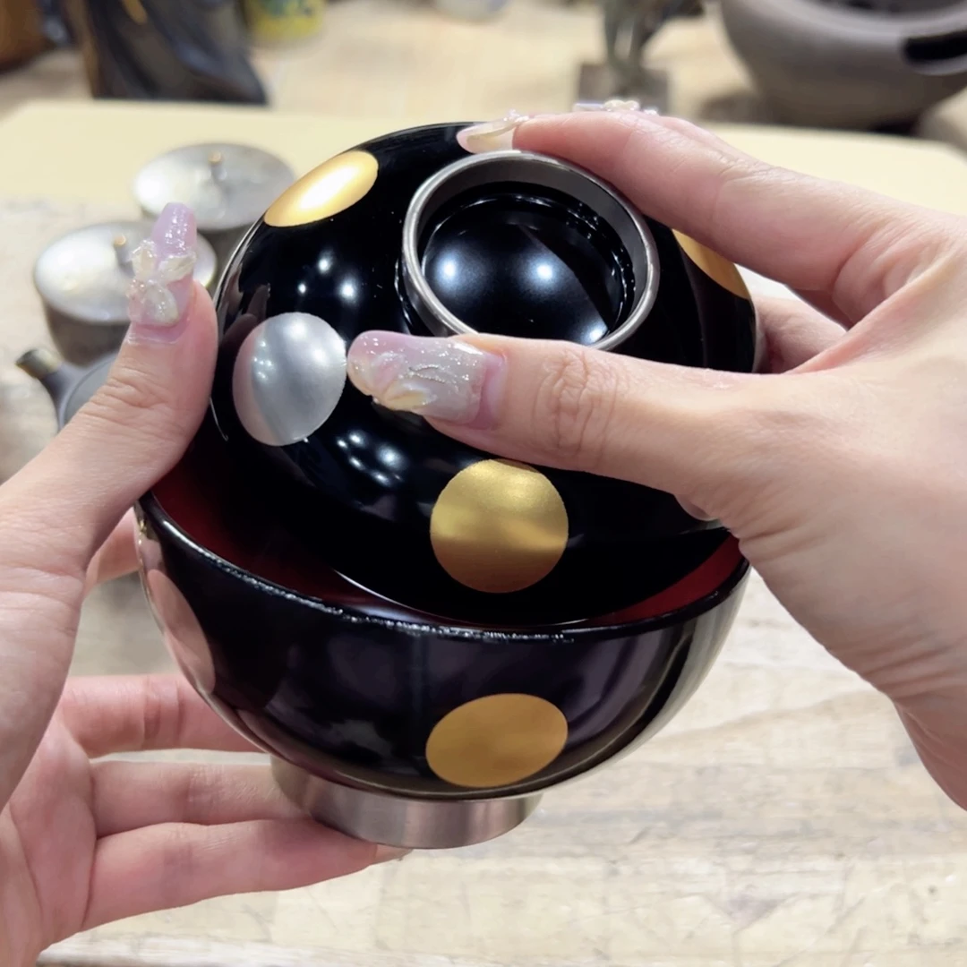 瓷片陶瓷和铝材料在