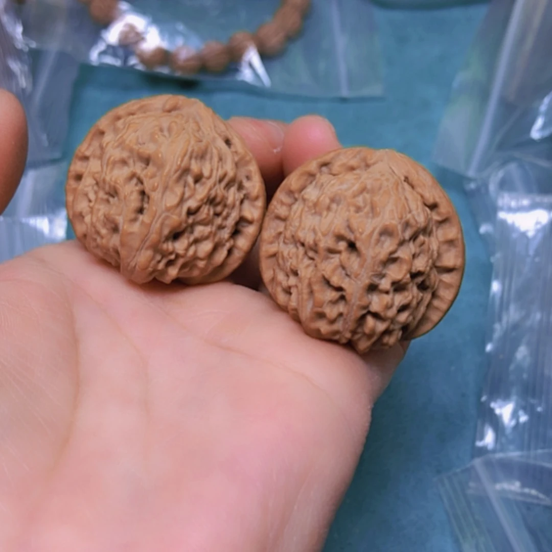 【闪购商品】摆件核桃35.5白狮子全品