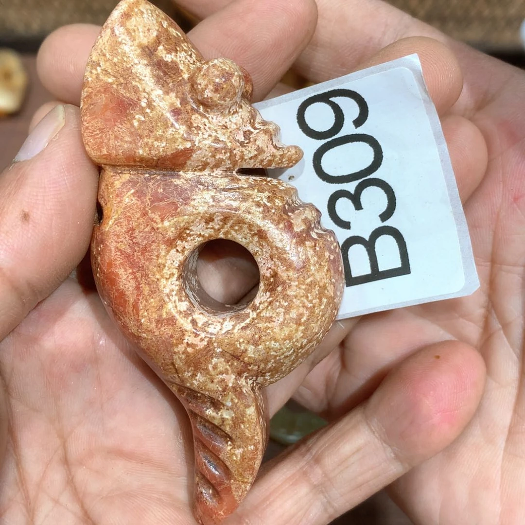 未镶嵌和田玉挂件