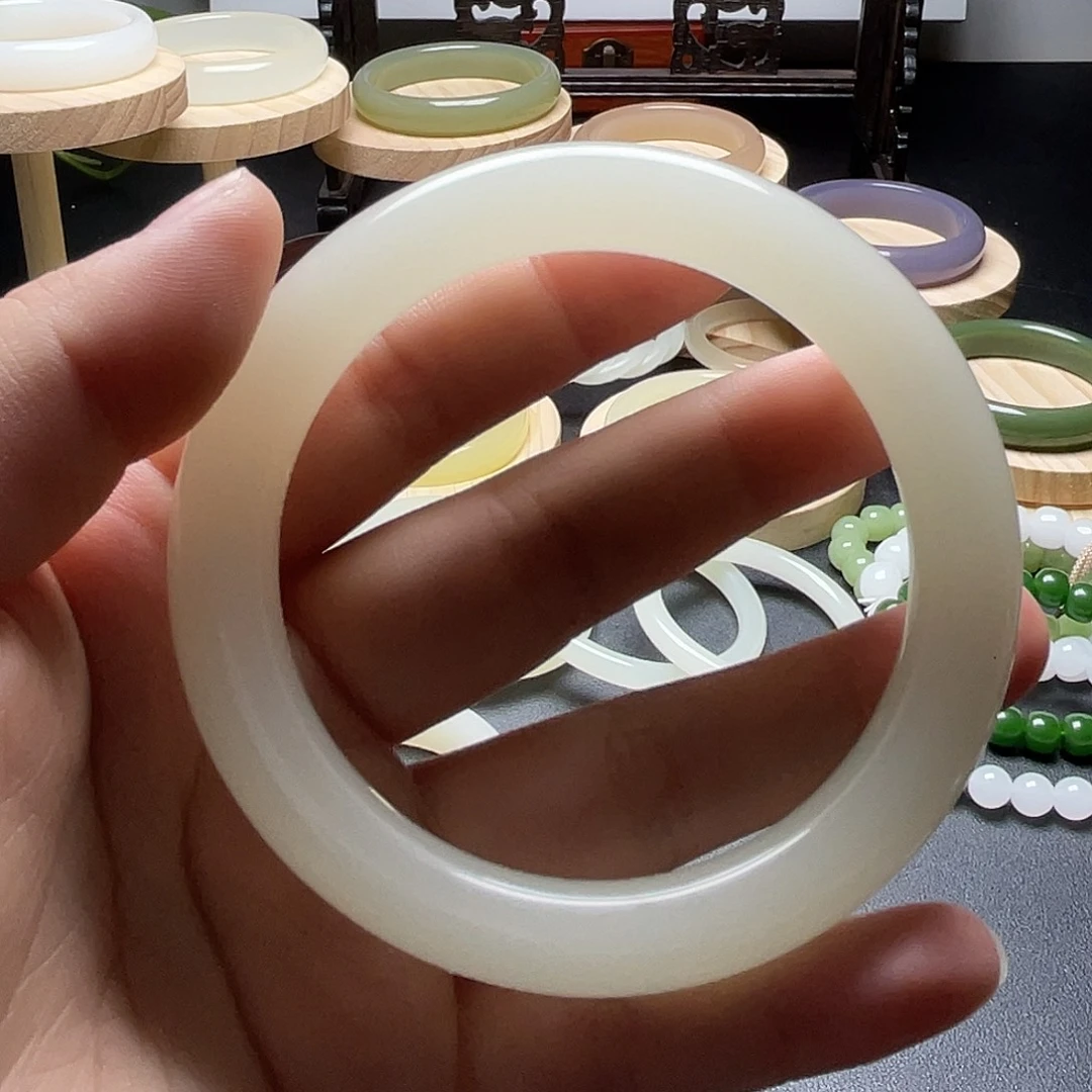 *****55➕圈口美人条手镯暖白