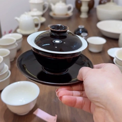 魔***使瑕疵黑定盖碗不退不换了