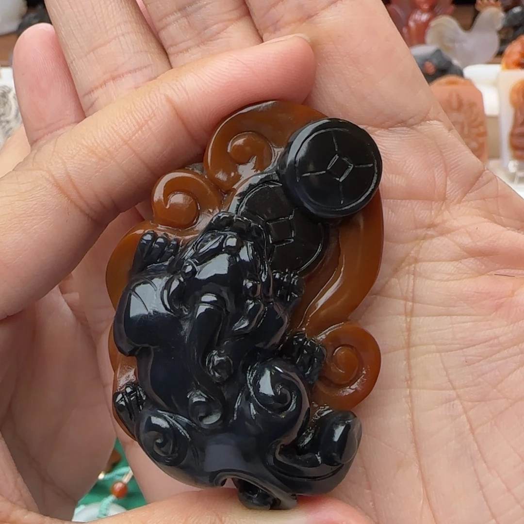 和***生玛瑙/玉髓未镶嵌颈饰