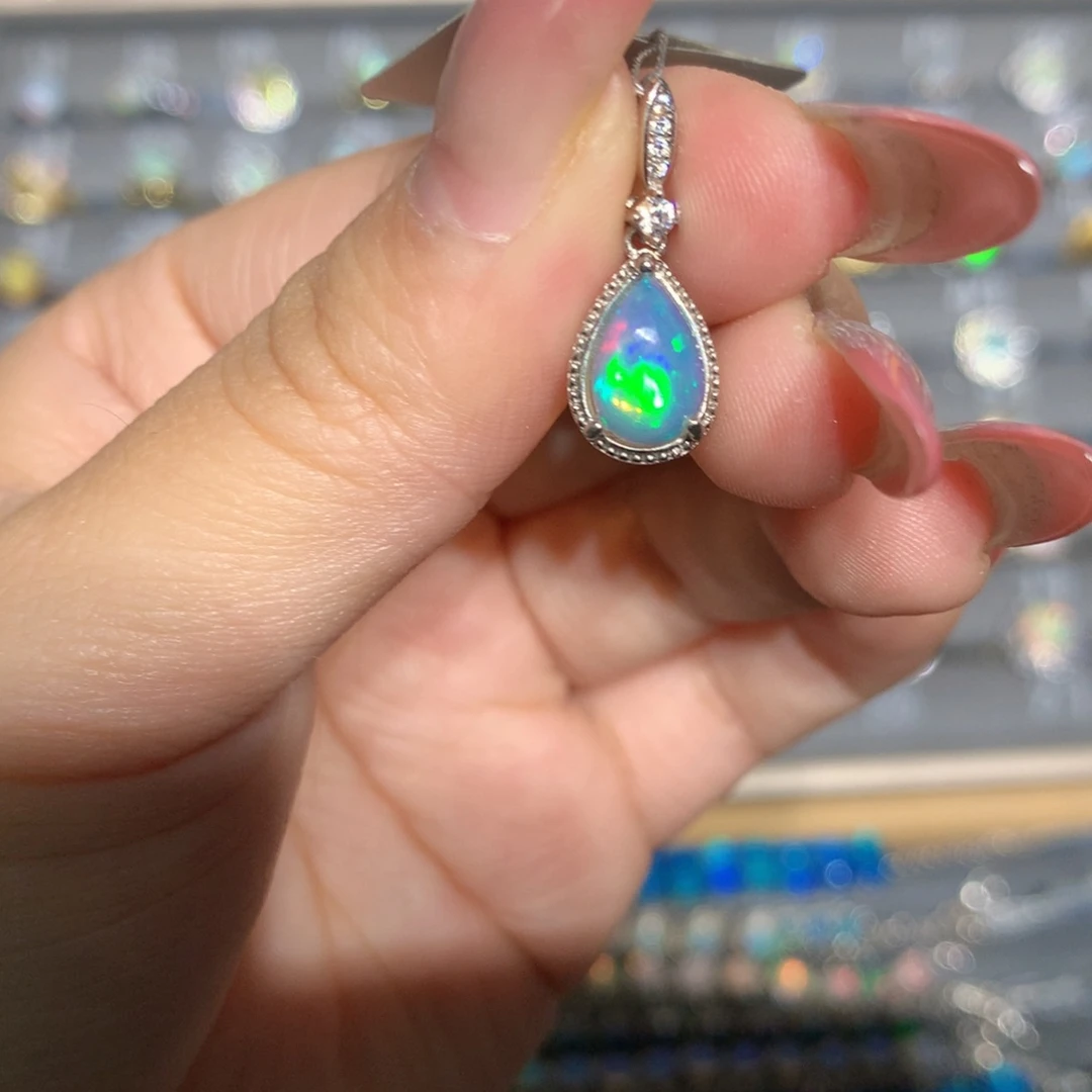 银S925镶嵌欧泊欧泊吊坠l