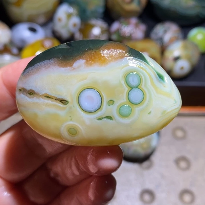 未镶嵌玛瑙/玉髓珠宝半成品103