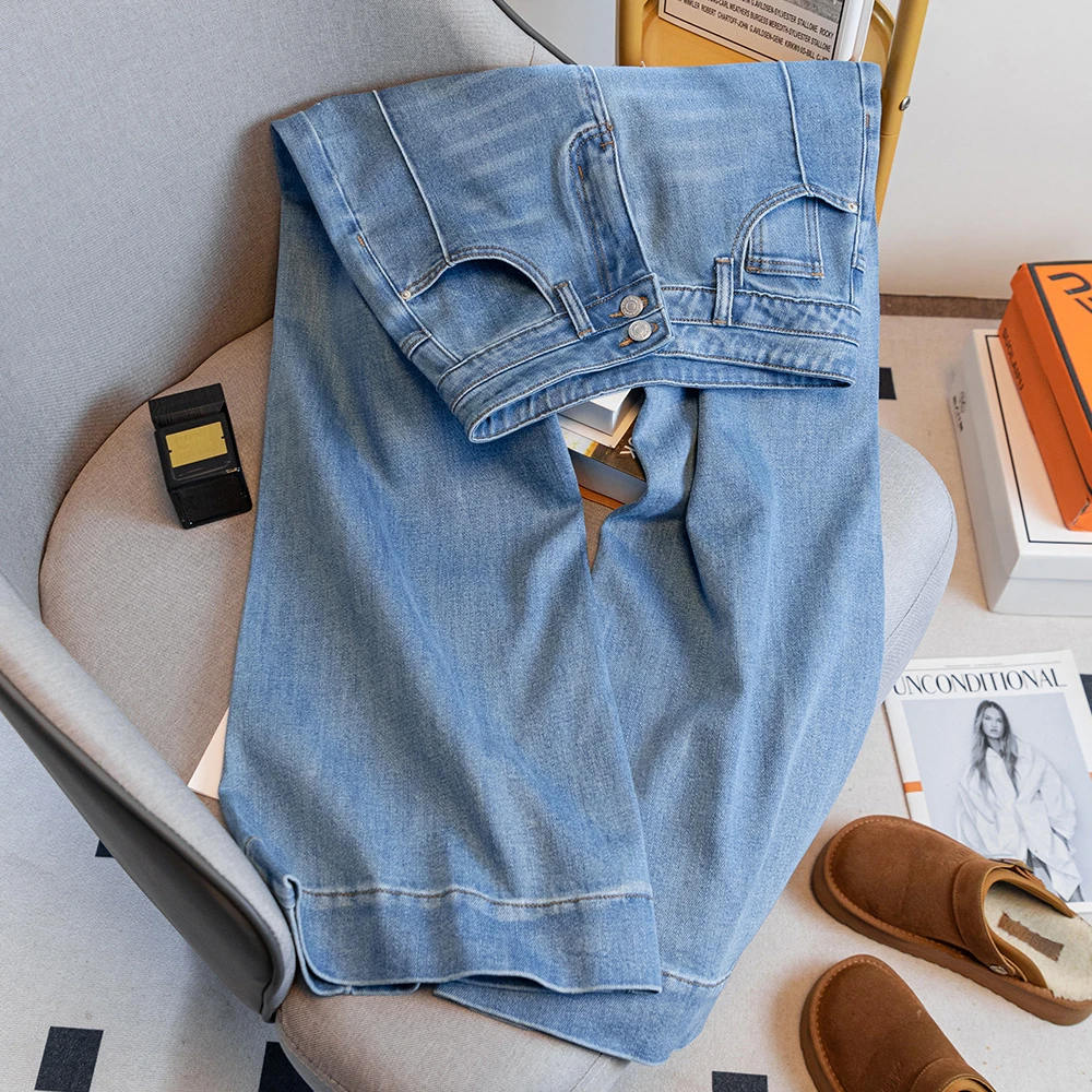 029浅蓝色不贴腿微喇叭牛仔裤女2025春季新款高腰宽松拖地喇叭裤