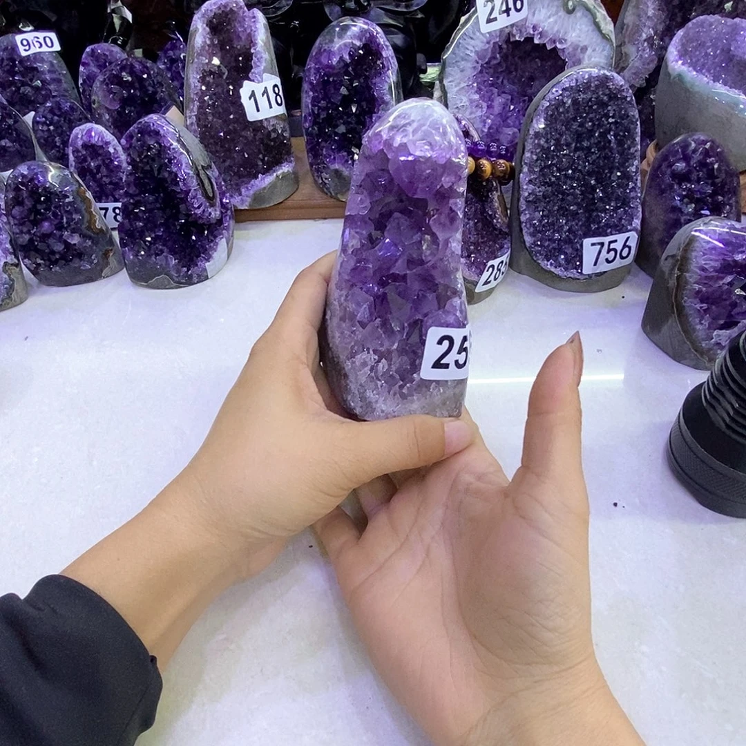 未镶嵌大型摆件（非配饰）紫晶