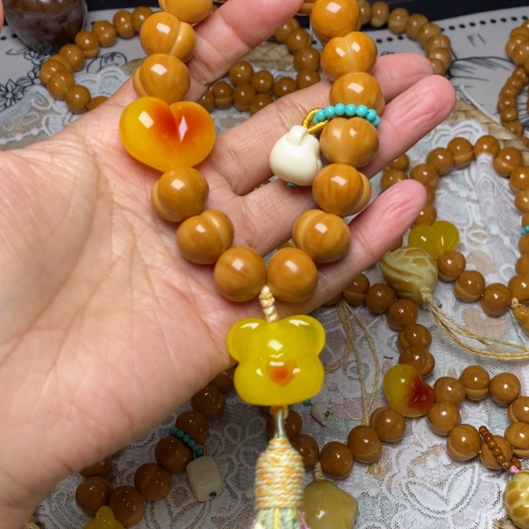 猴头核桃吊坠屁桃15加