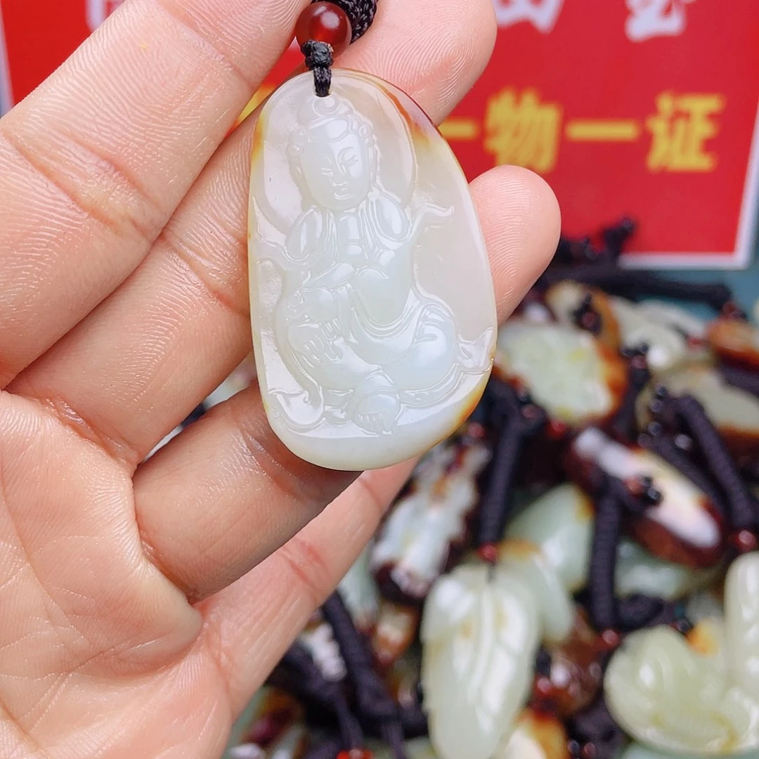 和田玉颈饰未镶嵌